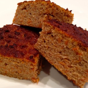 Carrot and apple cake - Monique